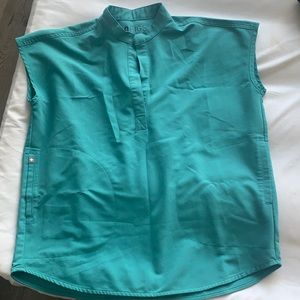 Wear figs XS Raphaela top in marine